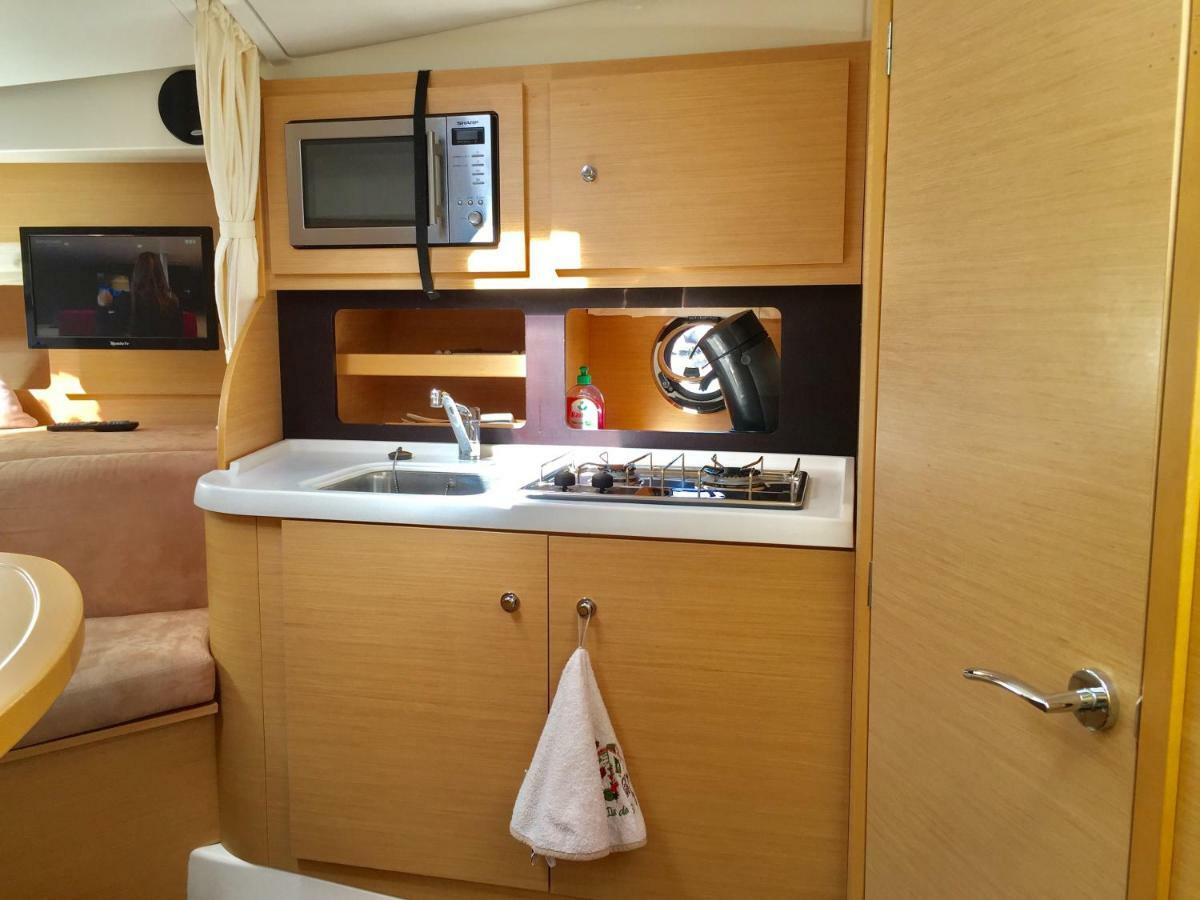 Bateau Standing Privative - Nuit A Quai Port La Rochelle